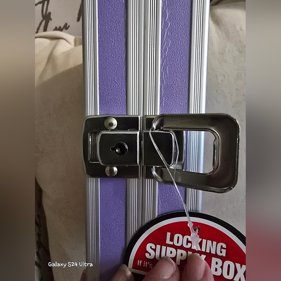 Vaultz Unicorn Holographic Design Lock Supply Box NEW - Picture 8 of 16